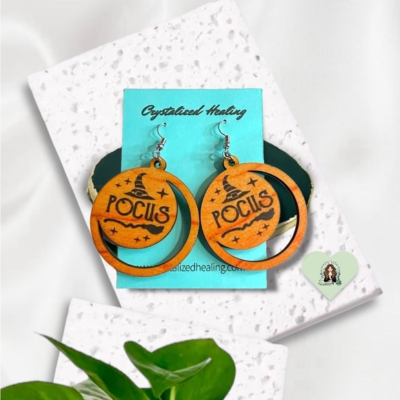 Pocus Wooden Earrings - Picture 1 of 2